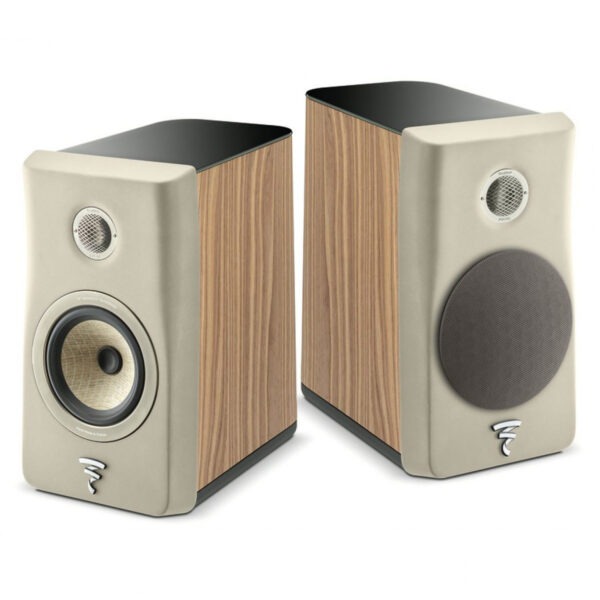Focal Kanta N1 Walnut High Gloss - Ivory Mat Focal Kanta N1 Walnut High Gloss - Ivory Mat