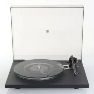 Rega - Planar 6 gramofon Rega - Planar 6 gramofon